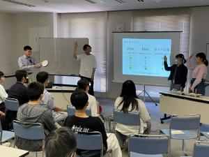太鼓を使った体内の周期の体験の画像