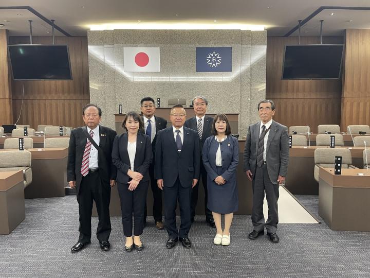 広島県呉市議会議場