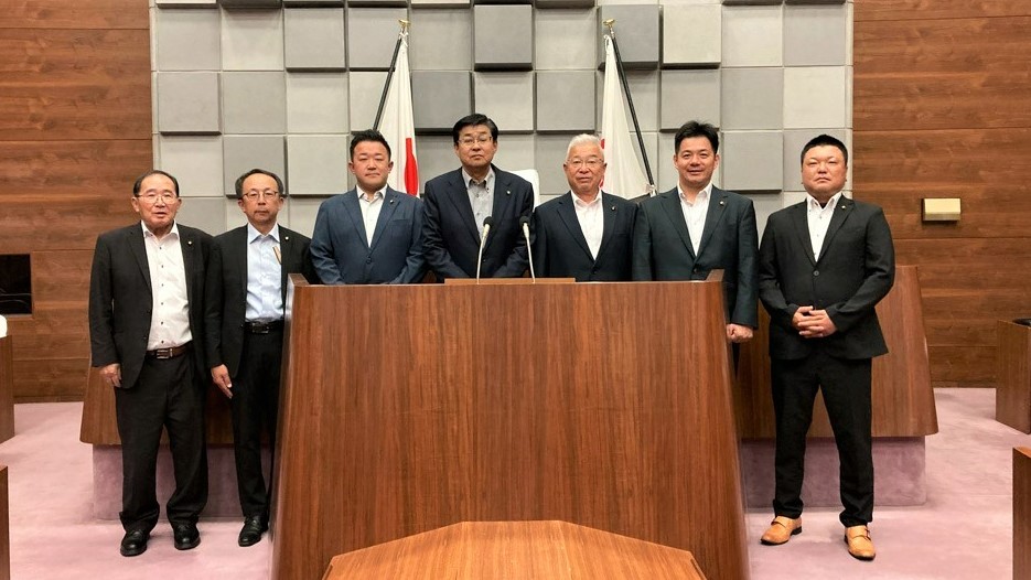 明石市議会議場