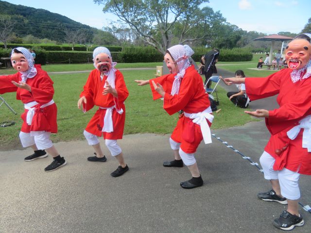 ひょっとこ踊り画像