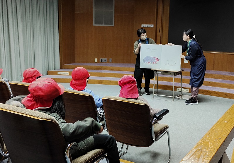 町田保育園（読み聞かせ）