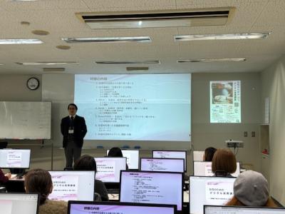 実務編講座の様子（講師アップ）