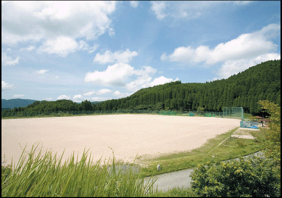 緑風館のグランドの写真