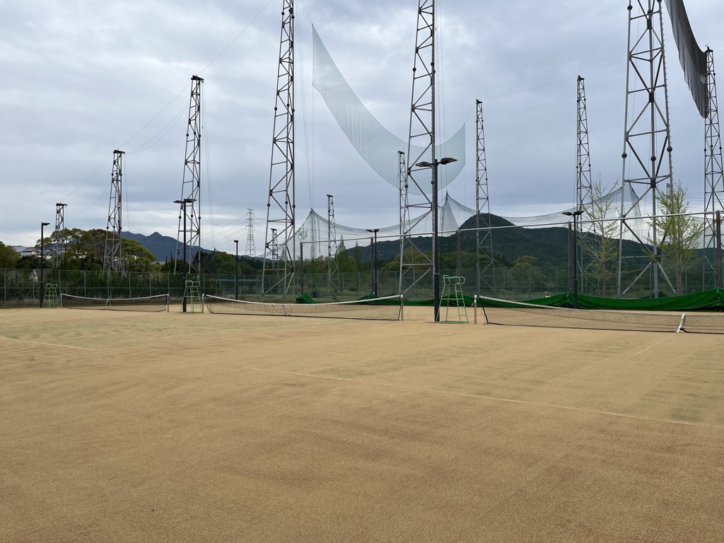 天徳の丘運動公園テニスコート