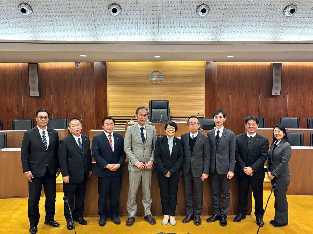 王寺町議会議場