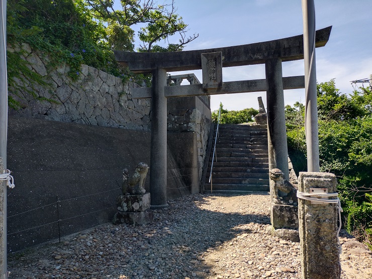 八坂神社入口の狛犬