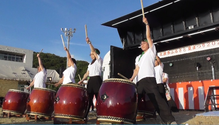 太鼓演奏の様子