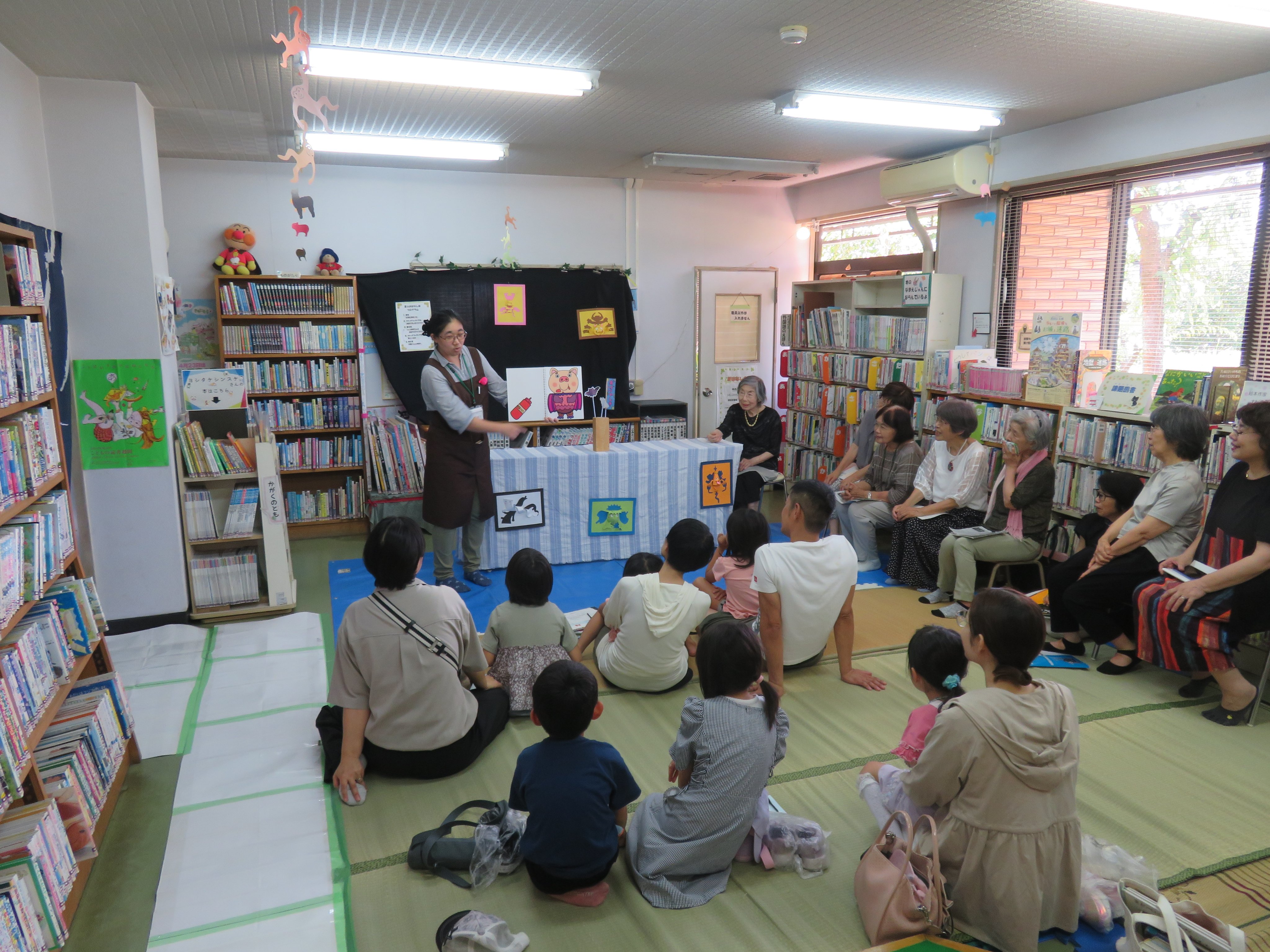 相知図書館「夏のおはなし会」を開催しました。