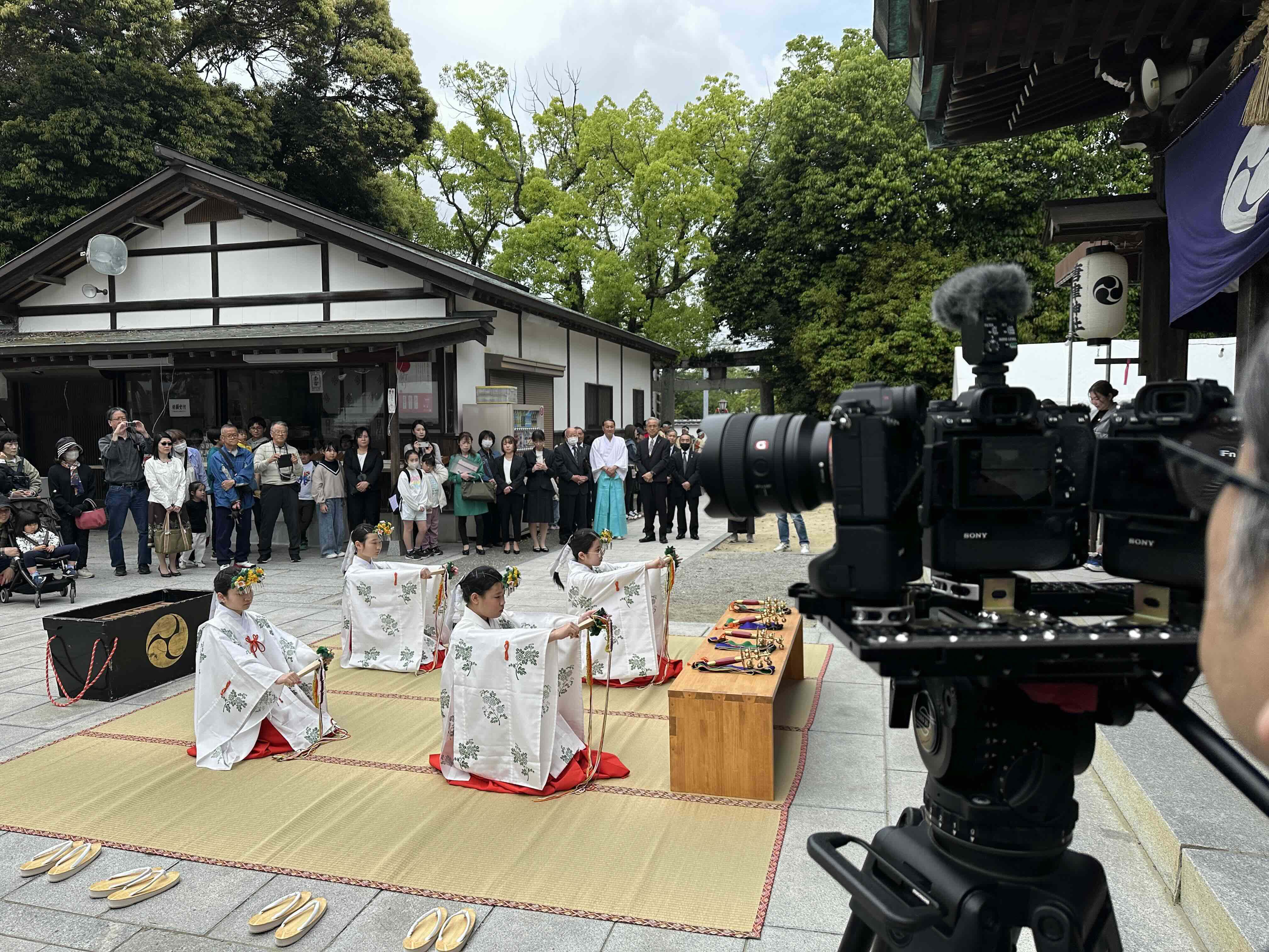 巫女舞奉納撮影の様子