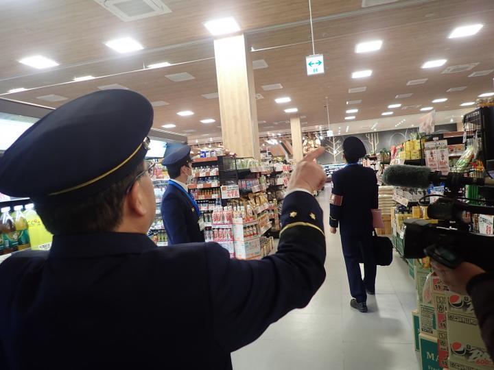 誘導灯の確認です