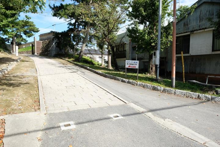身体障がい者用駐車場への行き方の画像3