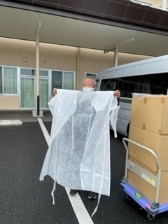 医療用ガウンが寄付されました（有限会社あいふる）の画像