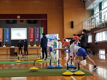 学校訪問（北波多小）