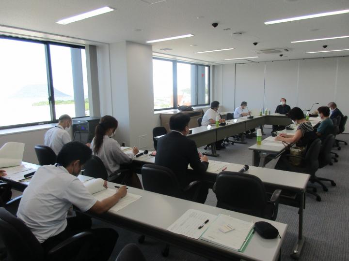 委員会の様子