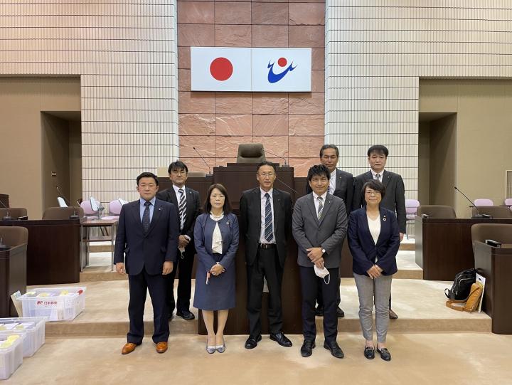 日置市議会議場の画像