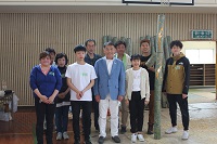 峰市長が激励の画像