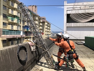 高所・低所救助の画像3