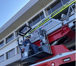 はしご車2