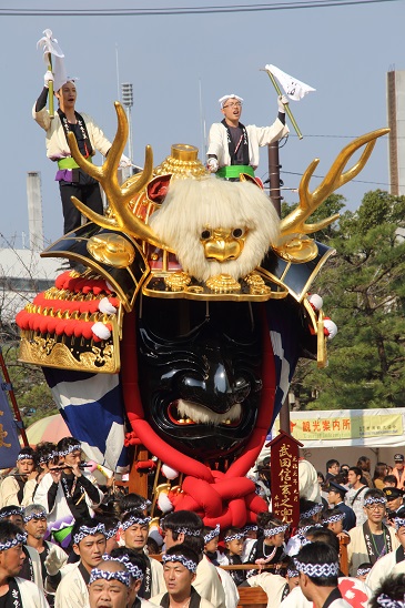 9番曳山「武田信玄の兜」の画像