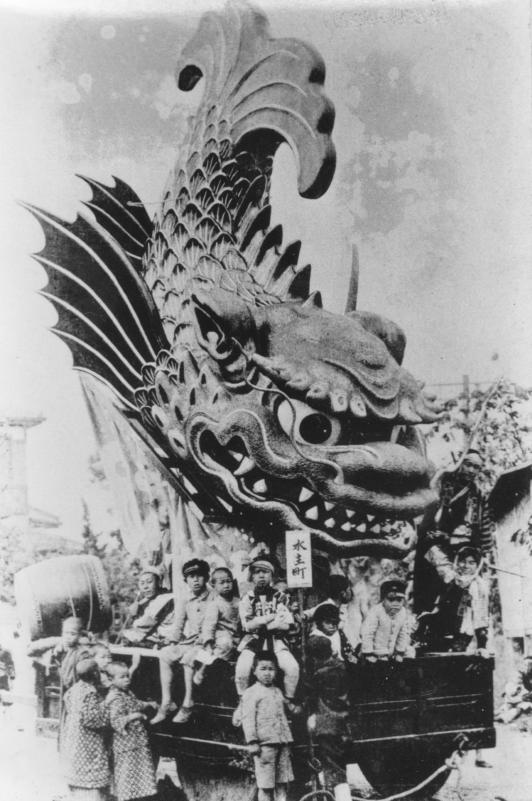 鯱（新）（写真）