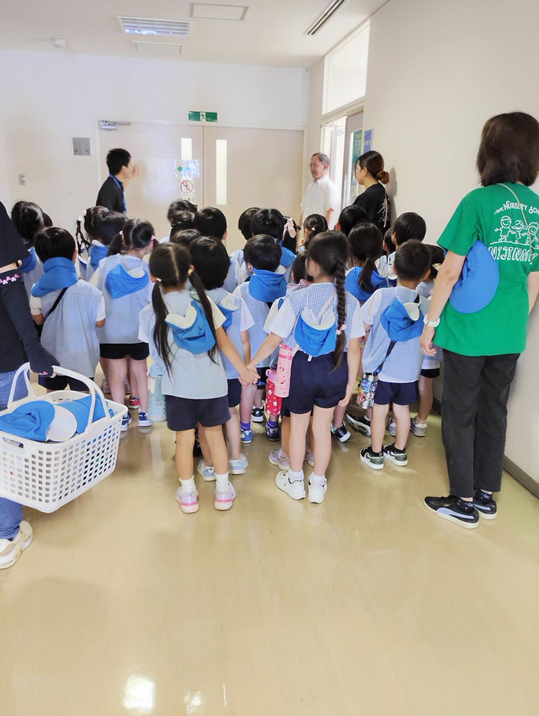 虹の森保育園から見学に来てくれました