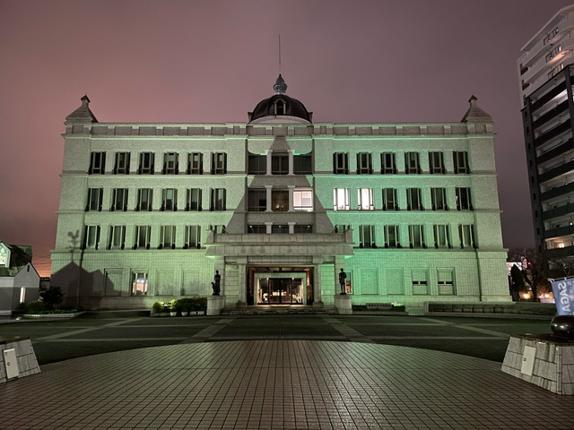 【近代図書館】頭痛の日にあわせてライトアップしています（2月21日）の画像