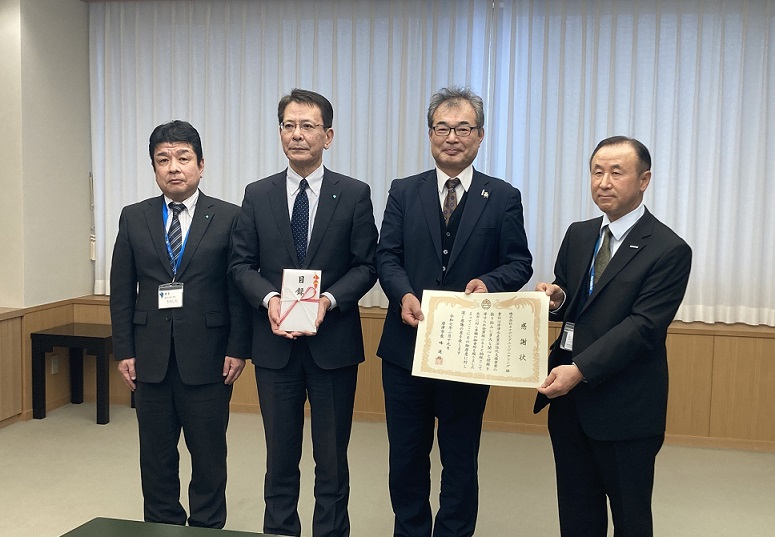 贈呈式の記念写真撮影